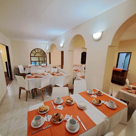 Hotel Provincia Trelew Eksteriør billede
