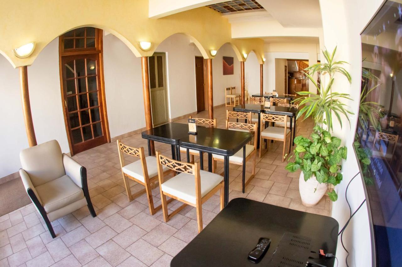 Hotel Provincia Trelew Eksteriør billede